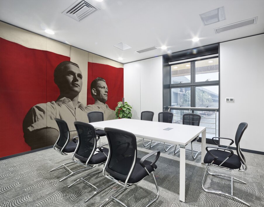 The Merchant Service is Silent Too! Wall Printing